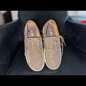 Brand New In Box Boys Dress Casual Shoes / Zapatos casuales de vestir para niños